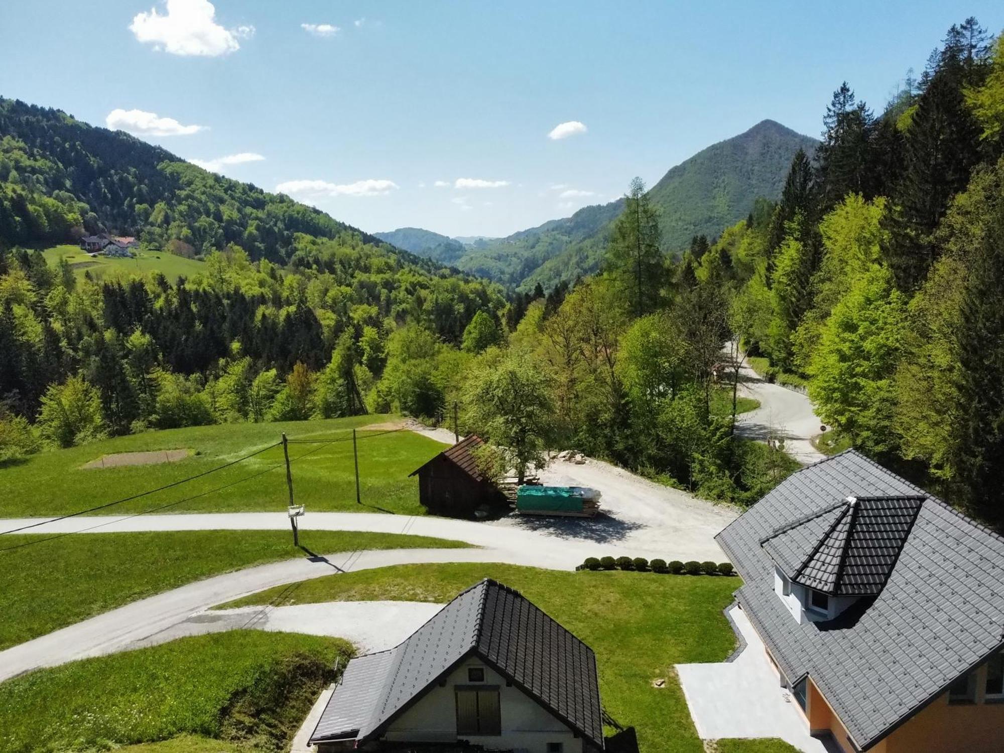 Apartment Ozebek Cerkno Εξωτερικό φωτογραφία