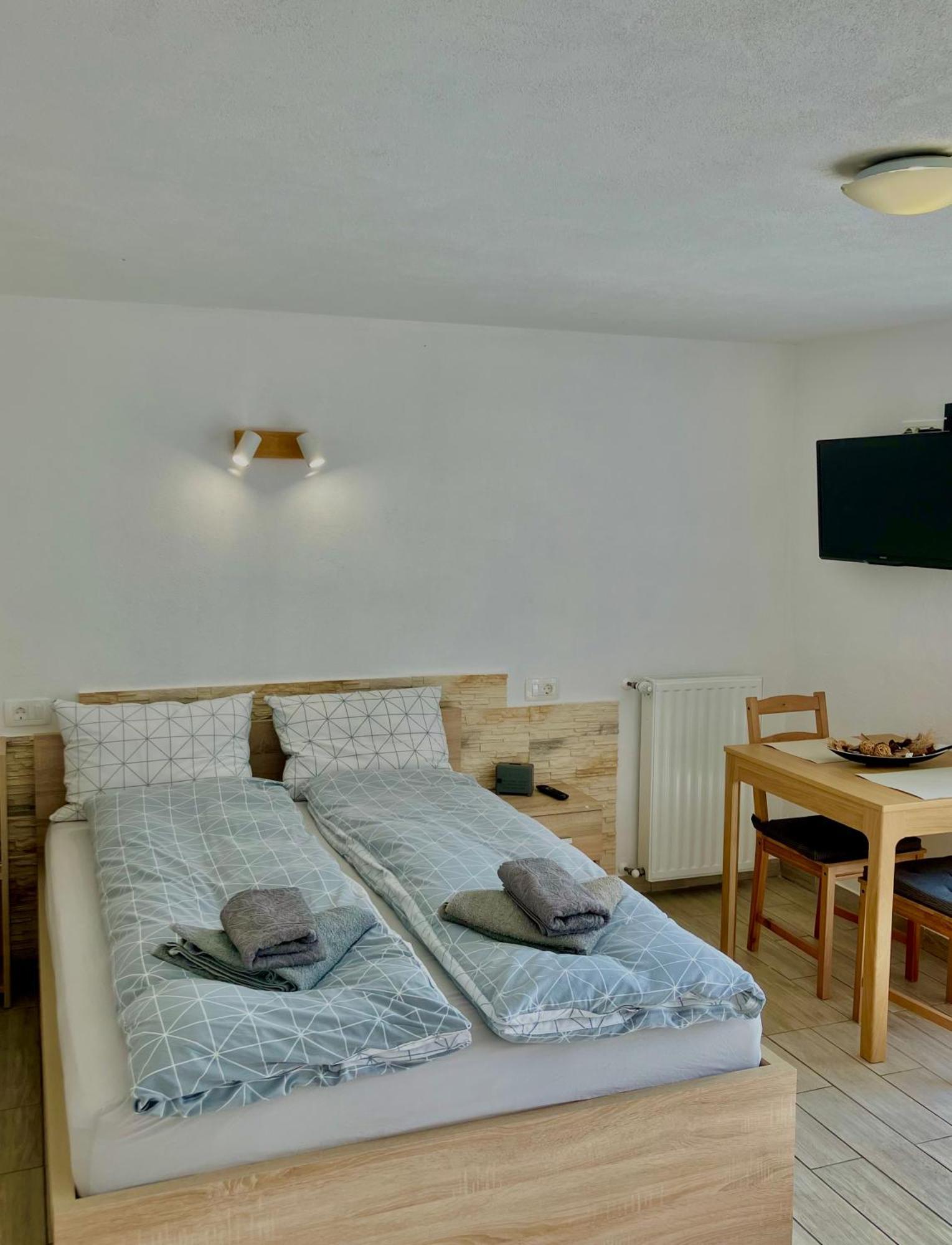 Apartment Ozebek Cerkno Εξωτερικό φωτογραφία
